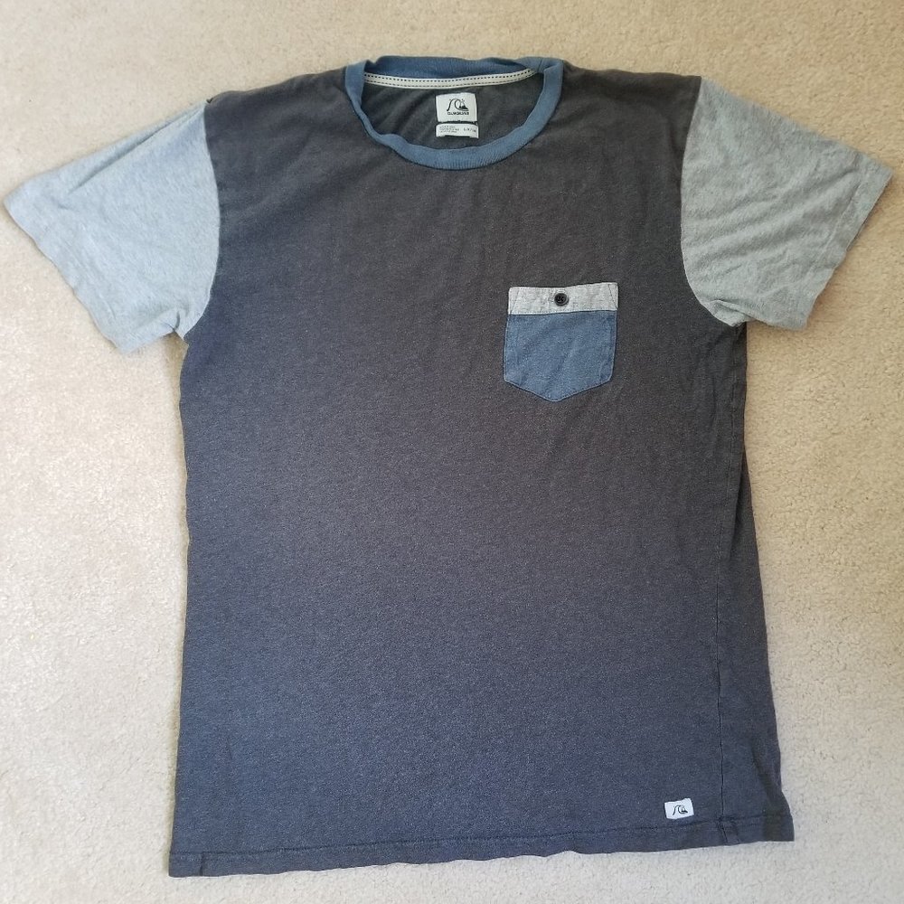 Quicksilver Pocketed Tshirt Mens Small